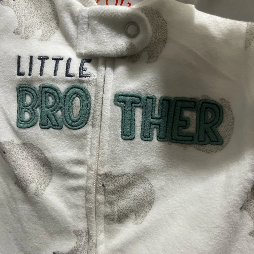 NWT Carter’s Ram-per Size 6M 24-27in 2- Way Zipper keeps baby warm and Snuggly